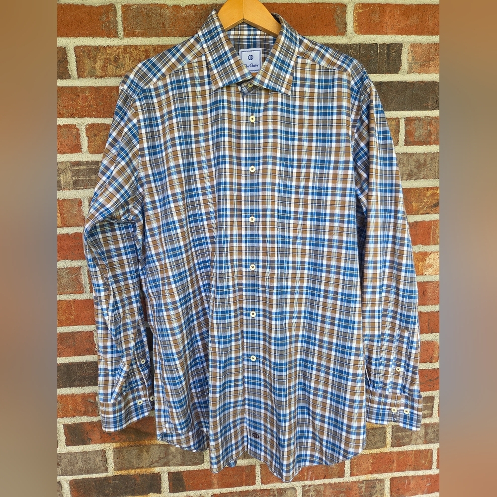 David Donahue Long Sleeved Blue and Brown Plaid Button Down Shirt XL. EUC